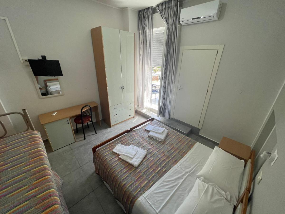 Piccari New Hotel 3*